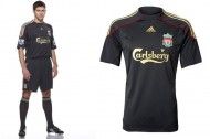 Maglia Liverpool 2009-2010 da trasferta Maglia Liverpool 2009-2010 da trasferta