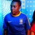 Robinho con la nuova maglia brasiliana Robinho con la nuova maglia brasiliana