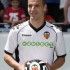 Il Valencia presenta Soldado e svela la maglia della prossima stagione