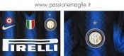 La parte frontale della nuova maglia nerazzurra vista da vicino Dettagli fronte maglia Inter
