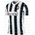 In esclusiva la nuova maglia della Juventus 2011-2012