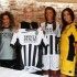 Il Siena mostra le nuove maglie Kappa per le vie della città