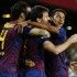 Calciatori del Barcellona festeggiano una rete