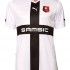 Il Rennes presenta la casacca crociata per le trasferte 2011-2012