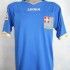 Il Como festeggia i 105 anni con una maglia celebrativa