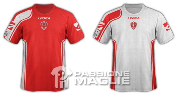 Triestina maglie 2011-2012 Legea