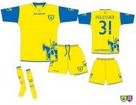 Disegno ufficiale maglia Chievo