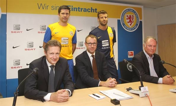 Presentazione kit Eintracht Braunschweig 2013-14