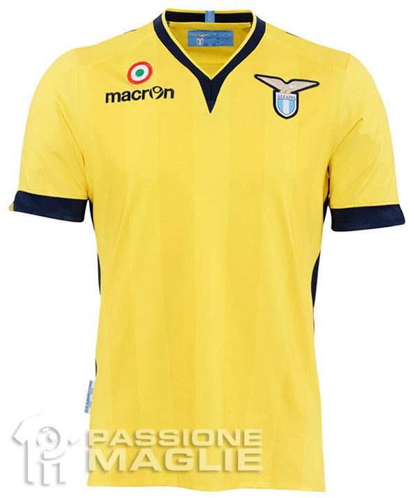 http://www.passionemaglie.it/wp-content/uploads/2013/07/seconda-maglia-lazio-2013-2014.jpg