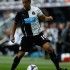 La maglia speciale del Newcastle dedicata a Sir Bobby Robson