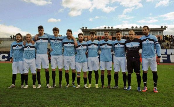 Foligno, maglia 85 anni, squadra