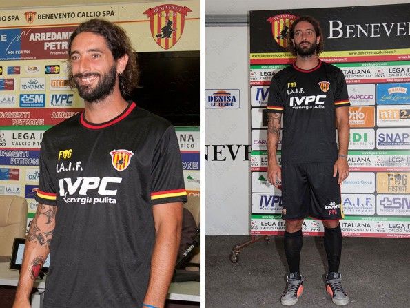 Terza maglia Benevento 2014-2015