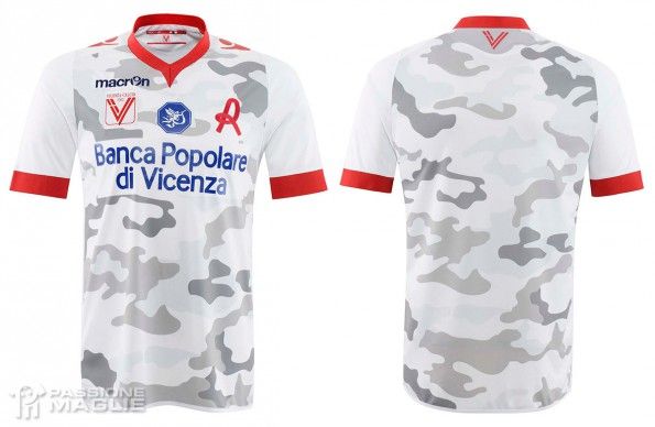 Seconda maglia Vicenza 2014-2015 mimetica