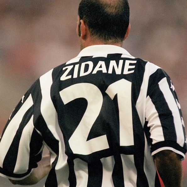 Juventus, numerazione 1999-2000, Zidane