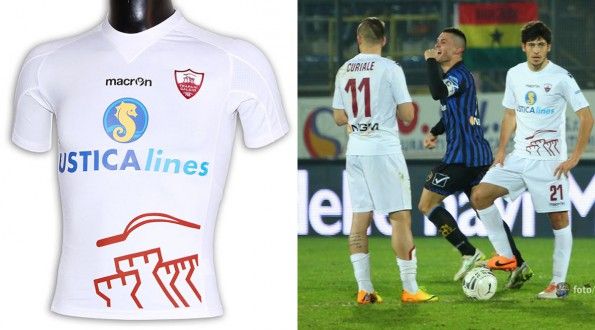 Seconda maglia Trapani 2014-15 bianca