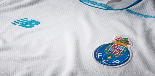 Dettaglio terza maglia Porto 2015-2016