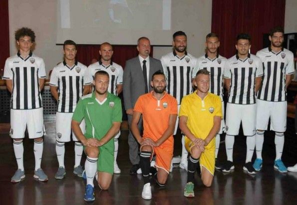 Presentazione maglie Ascoli Picchio 2015-2016
