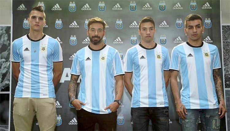 Presentazione maglia Argentina Coppa America 2016