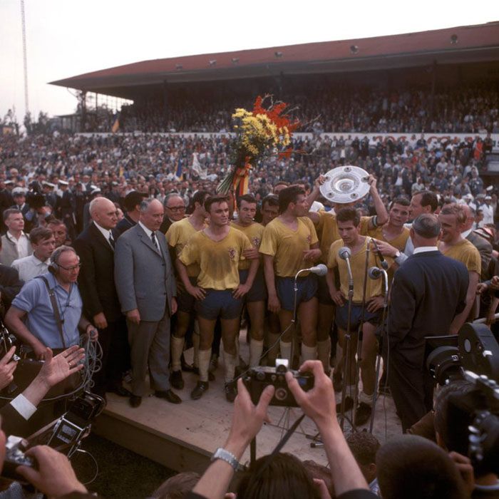 Eintracht Braunschweig 1966-1967, premiazione vittoria Bundesliga