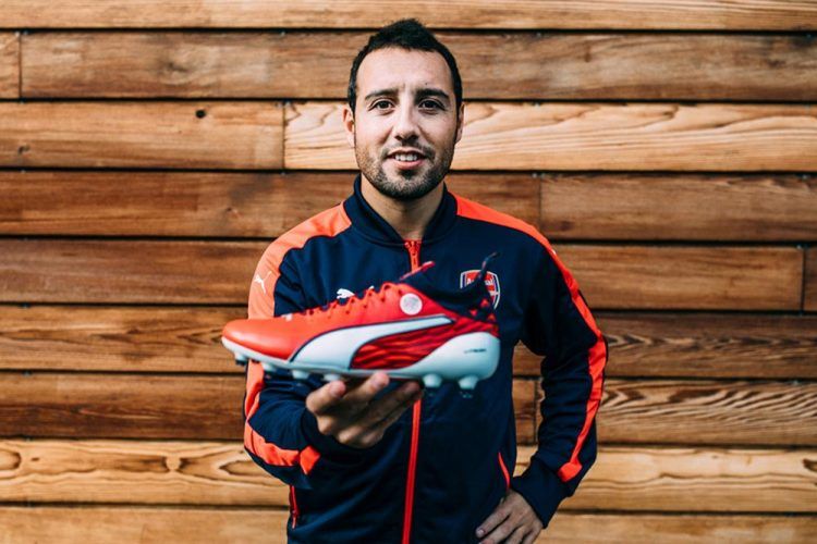 Santi Cazorla Puma evoTouch derby Londra