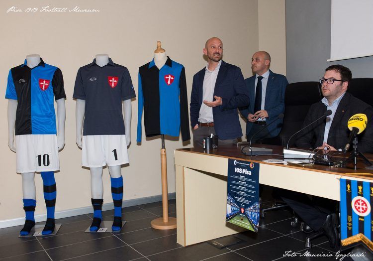 Presentazione maglie Pisa 108 anni