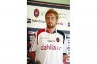 Biondini con la seconda maglia bianca del Cagliari