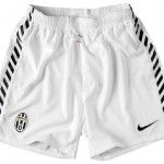 I calzoncini bianchi della Juventus 2009-2010