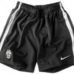I calzoncini da trasferta della Juventus 2009-2010 I calzoncini da trasferta della Juventus 2009-2010