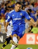 Frank Lampard indossa la nuova maglia del Chelsea Frank Lampard indossa la nuova maglia del Chelsea