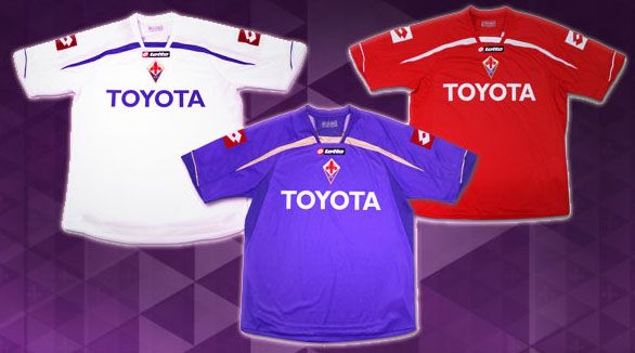 Le tre nuove maglie ufficiali della Fiorentina 2009-2010