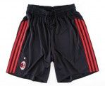 I pantaloncini della terza maglia del Milan 2009-2010 I pantaloncini della terza maglia del Milan 2009-2010