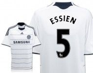Chelsea 2009-2010 terza maglia Essien Chelsea 2009-2010 terza maglia Essien