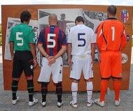 Il retro delle nuove divise Il retro delle nuove divise