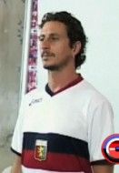 La seconda maglia con la fascia invertita La seconda maglia con la fascia invertita