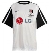 La maglia del Fulham per celebrare i 130 anni