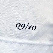 Un particolare della maglia dei Cottagers Un particolare della maglia dei Cottagers