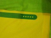 Particolare del bordo manica con le stellette Particolare del bordo manica con le stellette
