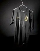 La terza maglia del Brasile
