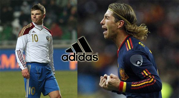 Maglie Spagna e Russia away 2010