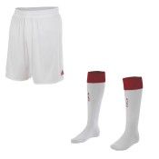 I calzoncini ed i calzettoni del nuovo kit Ajax 2010-2011 Calzoncini e calzettoni Ajax 2010-11
