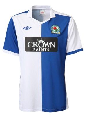 Maglia Blackburn Rovers 2010-2011 home La nuova prima divisa dei Blackburn Rovers per il 2010-2011
