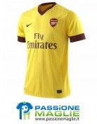 La seconda maglia gialla dell'Arsenal per la stagione 2010-2011 Maglia Arsenal away 2010-11