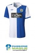 La prima maglia del Blackburn Rovers 2010-2011 firmata Umbro Maglia home Blackburn 2010-2011