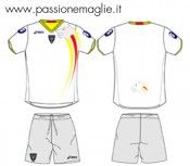 La bozza disegnata della seconda maglia del Lecce 2010-2011