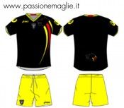 Disegno della terza maglia del Lecce realizzata da Asics per il 2010-11