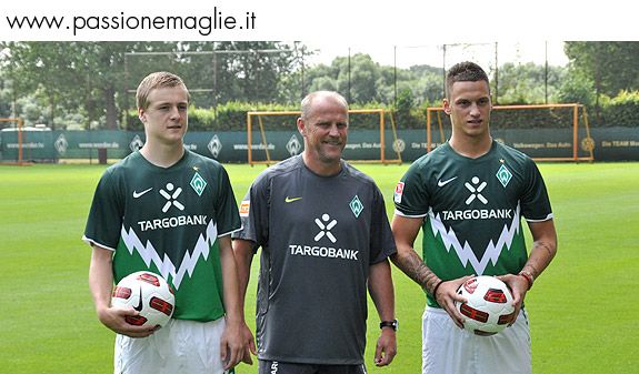 Il nuovo kit del Werder Brema 2010-2011 Werder Brema Kit 2010-11