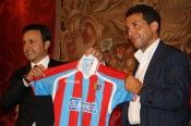 La prima maglia del Catania 2010-2011 firmata Givova Prima maglia Catania 2010-11