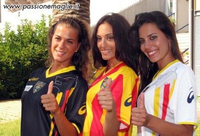Le nuove casacche del Lecce 2010-2011