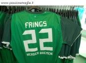 Il retro della maglia del Werder con i numeri bianchi Retro maglia nuova Werder Brema 2010-11
