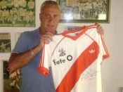 La maglia del River Plate nel 1986, sempre con Adidas Maglia River Plate 1986